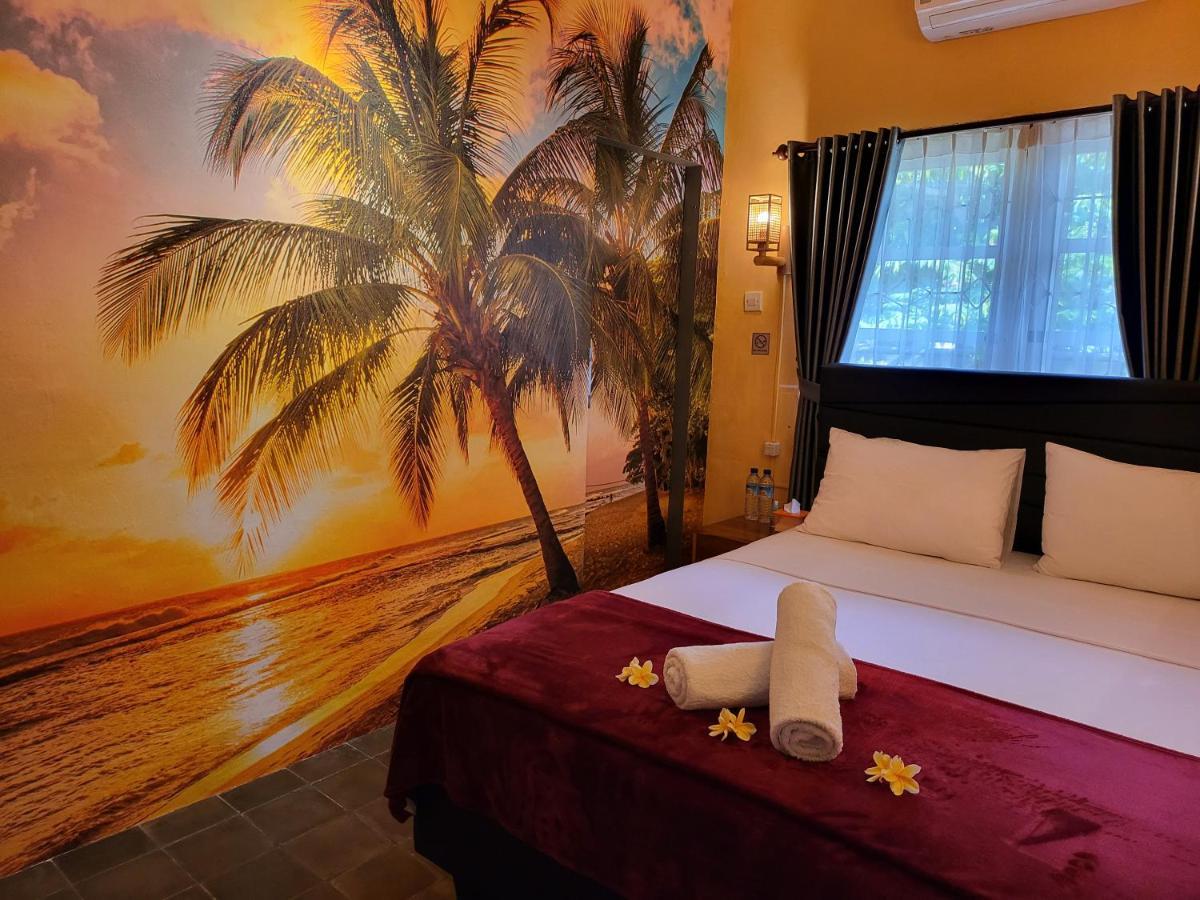 מטאראם Dewi Sri Guesthouse מראה חיצוני תמונה