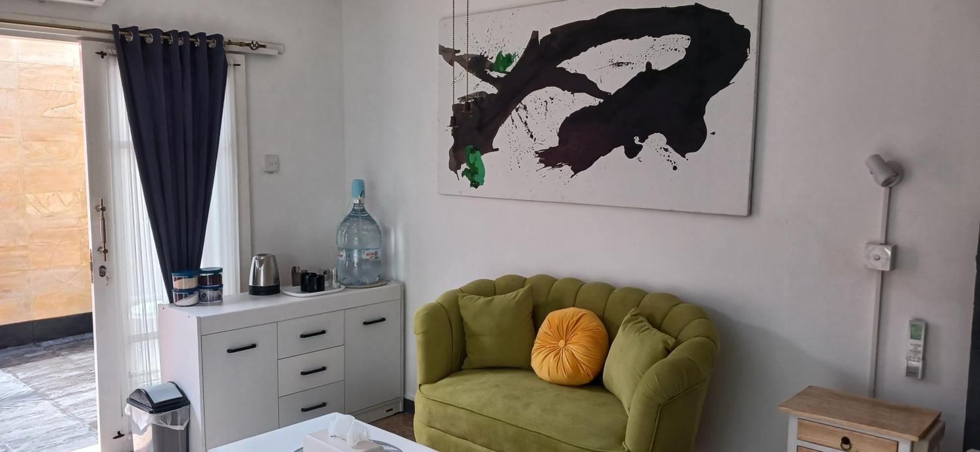 מטאראם Dewi Sri Guesthouse מראה חיצוני תמונה