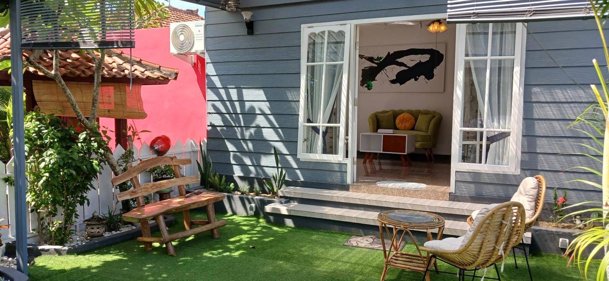 מטאראם Dewi Sri Guesthouse מראה חיצוני תמונה