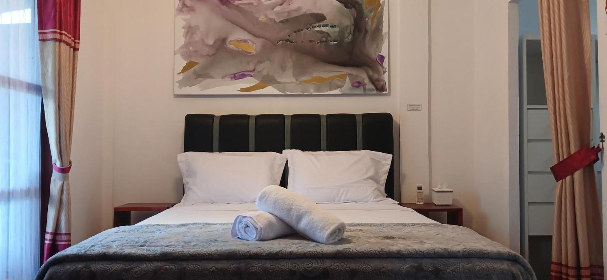 מטאראם Dewi Sri Guesthouse מראה חיצוני תמונה