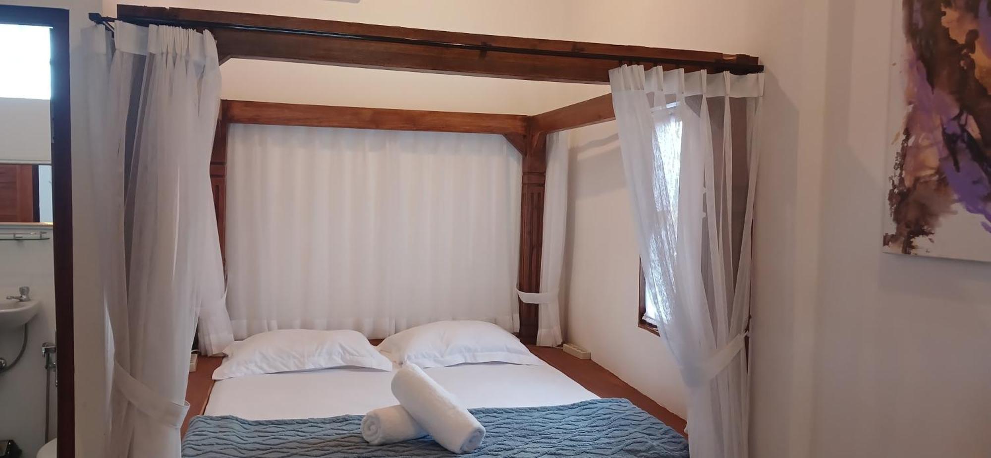 מטאראם Dewi Sri Guesthouse מראה חיצוני תמונה