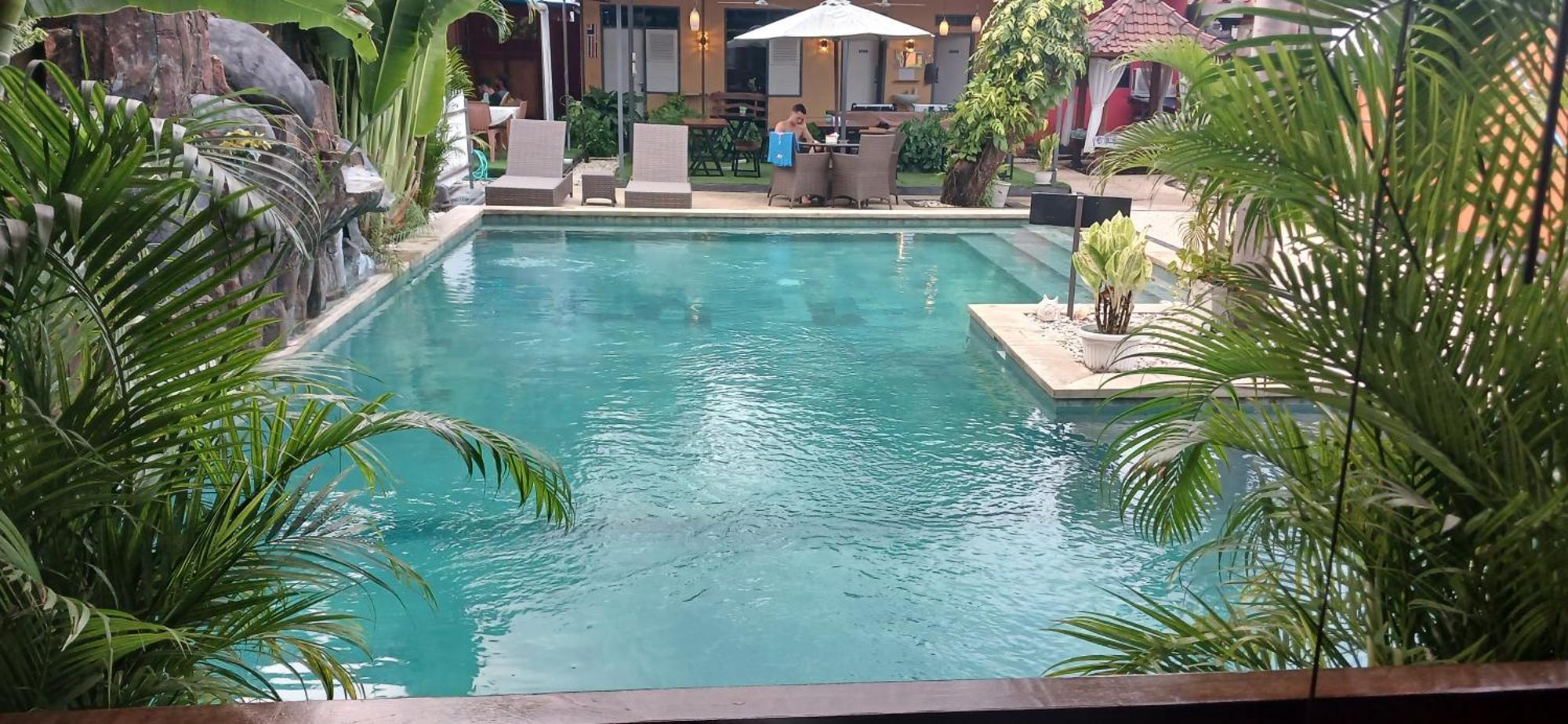 מטאראם Dewi Sri Guesthouse מראה חיצוני תמונה
