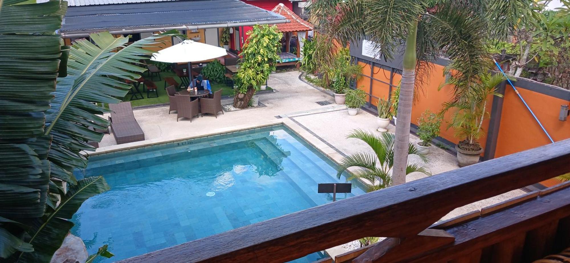 מטאראם Dewi Sri Guesthouse מראה חיצוני תמונה